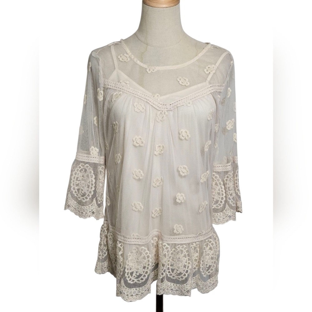 Venus Boho Cream Lace Women's 2 Piece Top